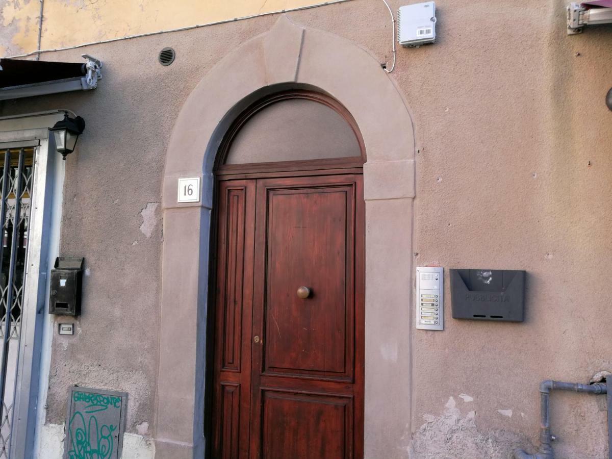Casa Le Coccole Apartment ลีวอร์โน ภายนอก รูปภาพ